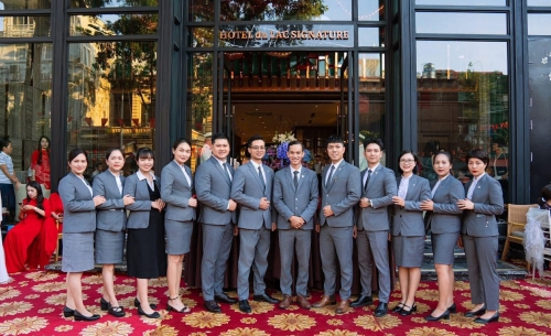 Đồng Phục Nhà Hàng/Khách Sạn