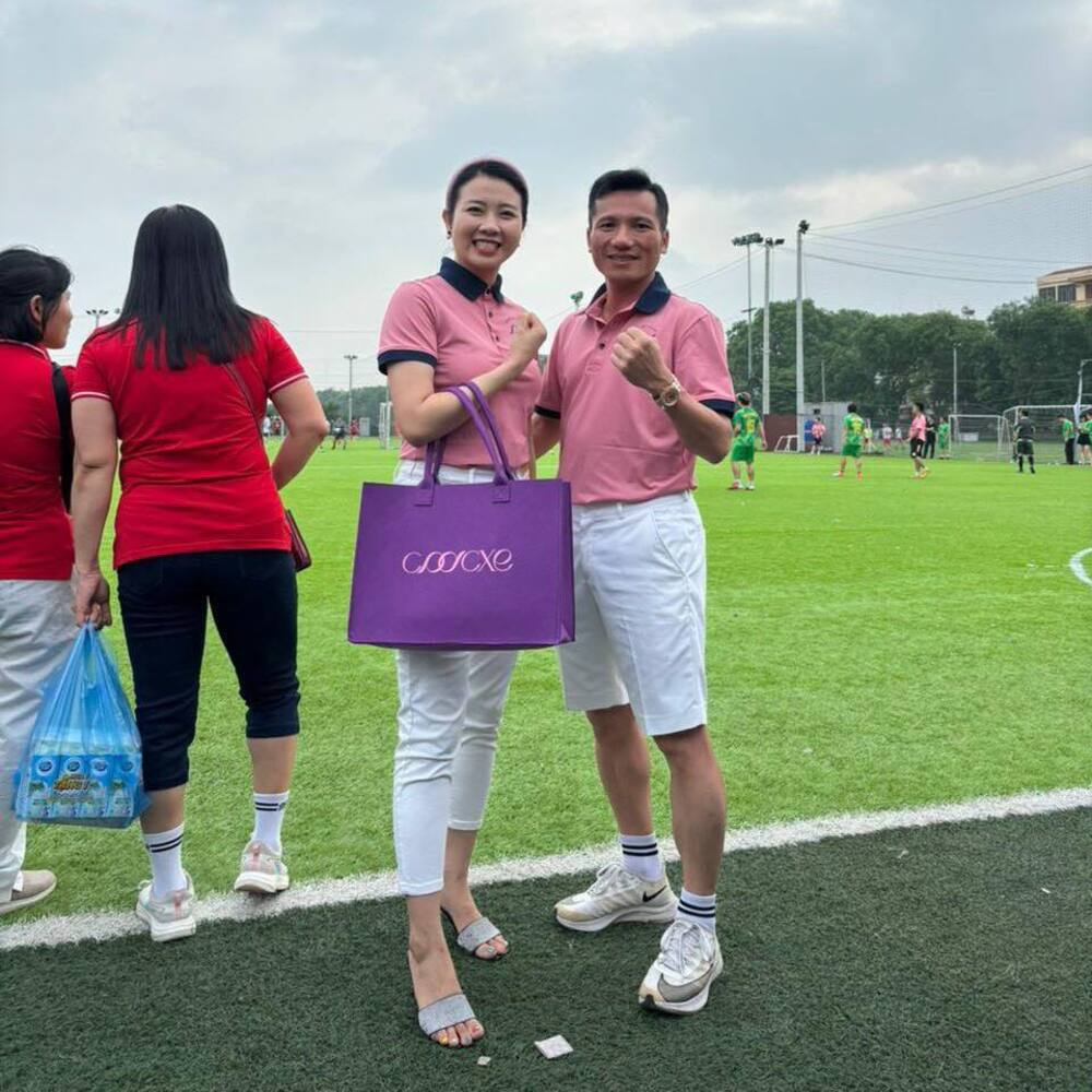 Mẫu Áo Polo Đồng Phục Công Ty Thuyên Trang