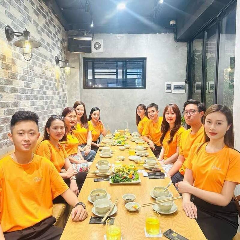 Áo Thun Team Building Báo Doanh Nhân & Pháp Luật